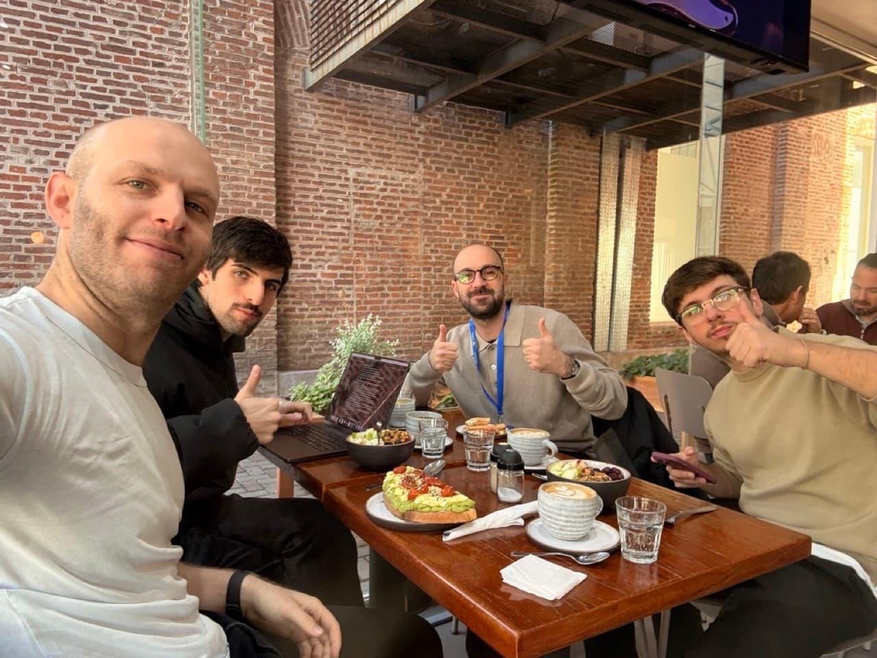 El equipo de Primo