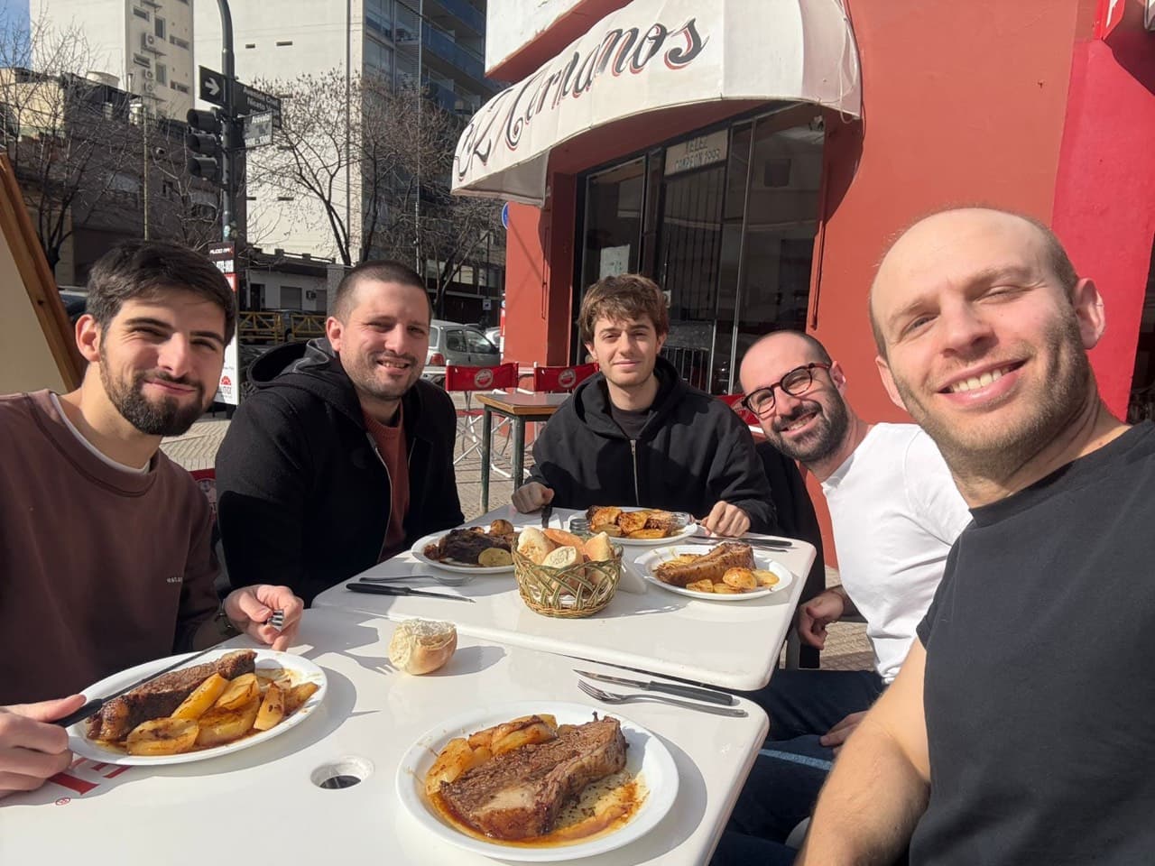 El equipo de Primo